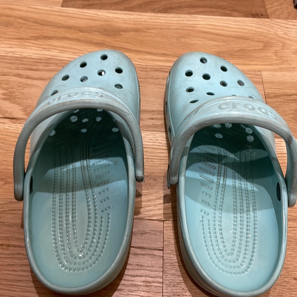 Crocs - Picture 2 of 3